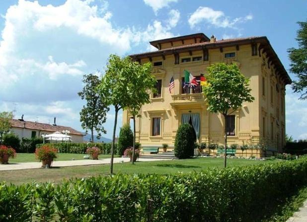 Villa Moorings Барга Экстерьер фото