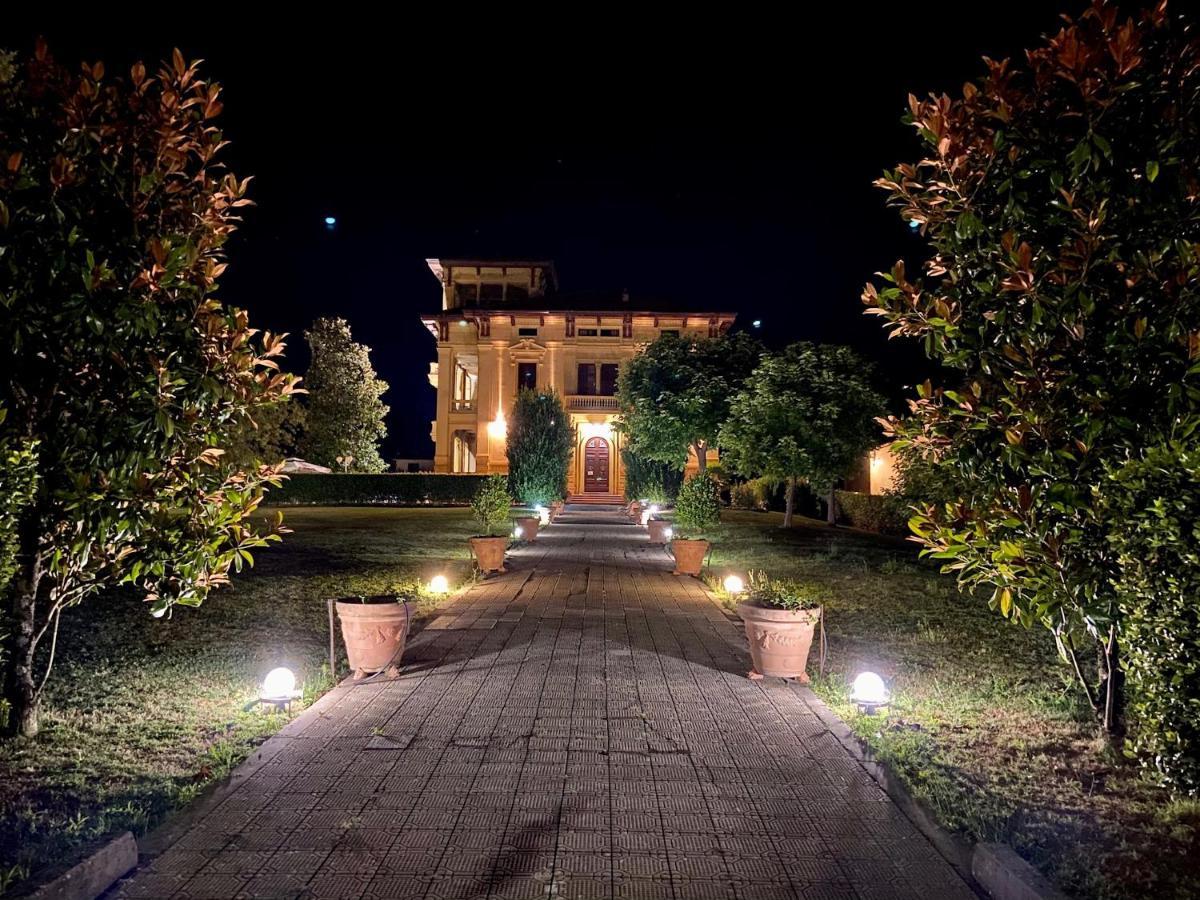 Villa Moorings Барга Экстерьер фото
